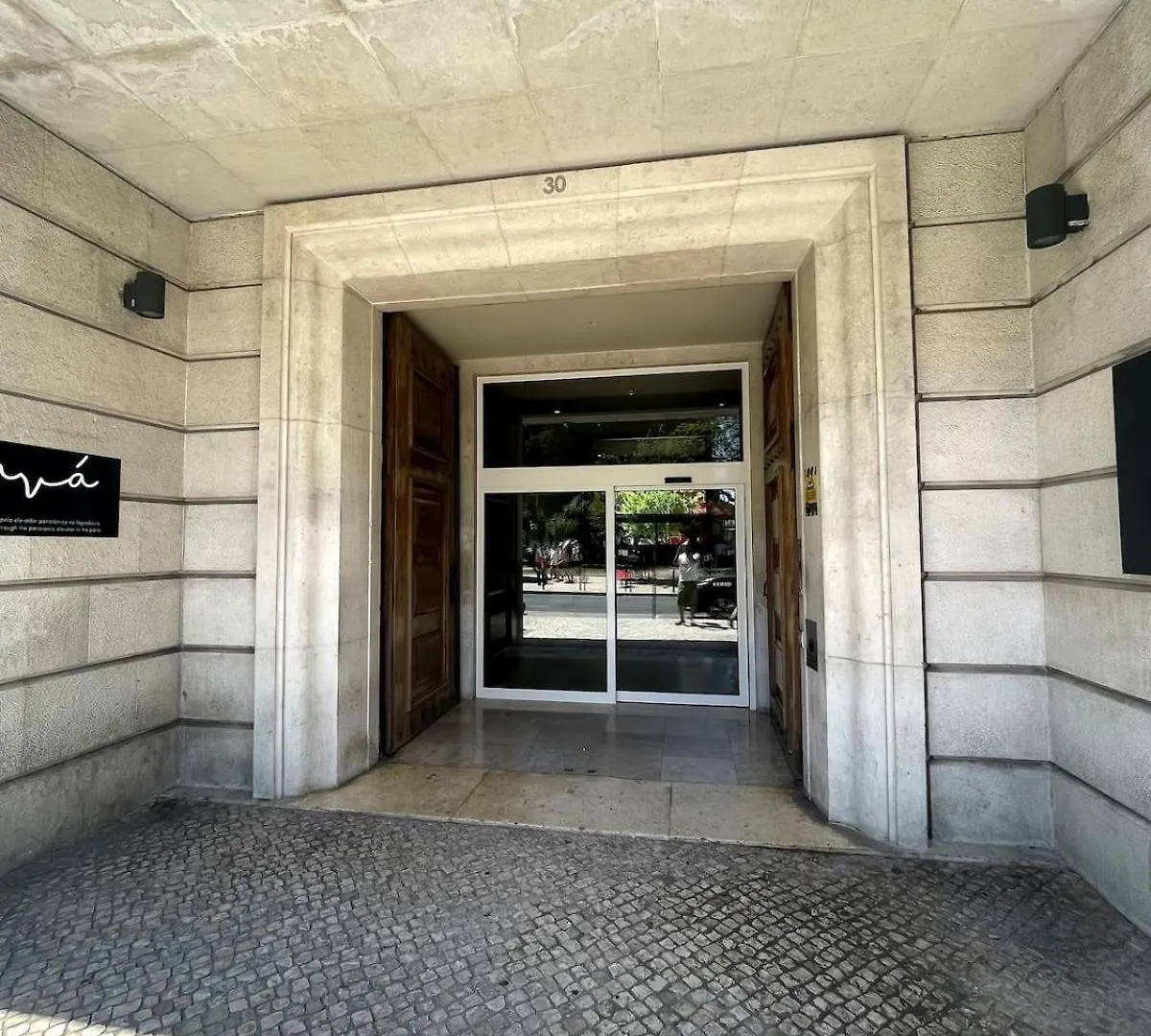 Timeout Market 2 Bedroom Apartment Lisbon